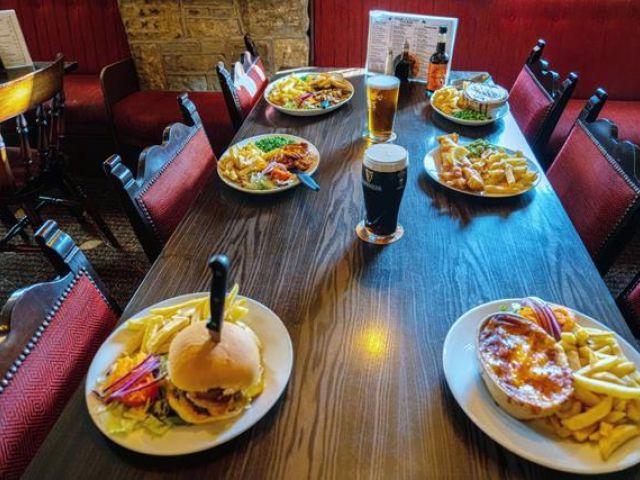 restaurant-pub-food-in-ridgeway-sheffield-the-swan-at-ridgeway